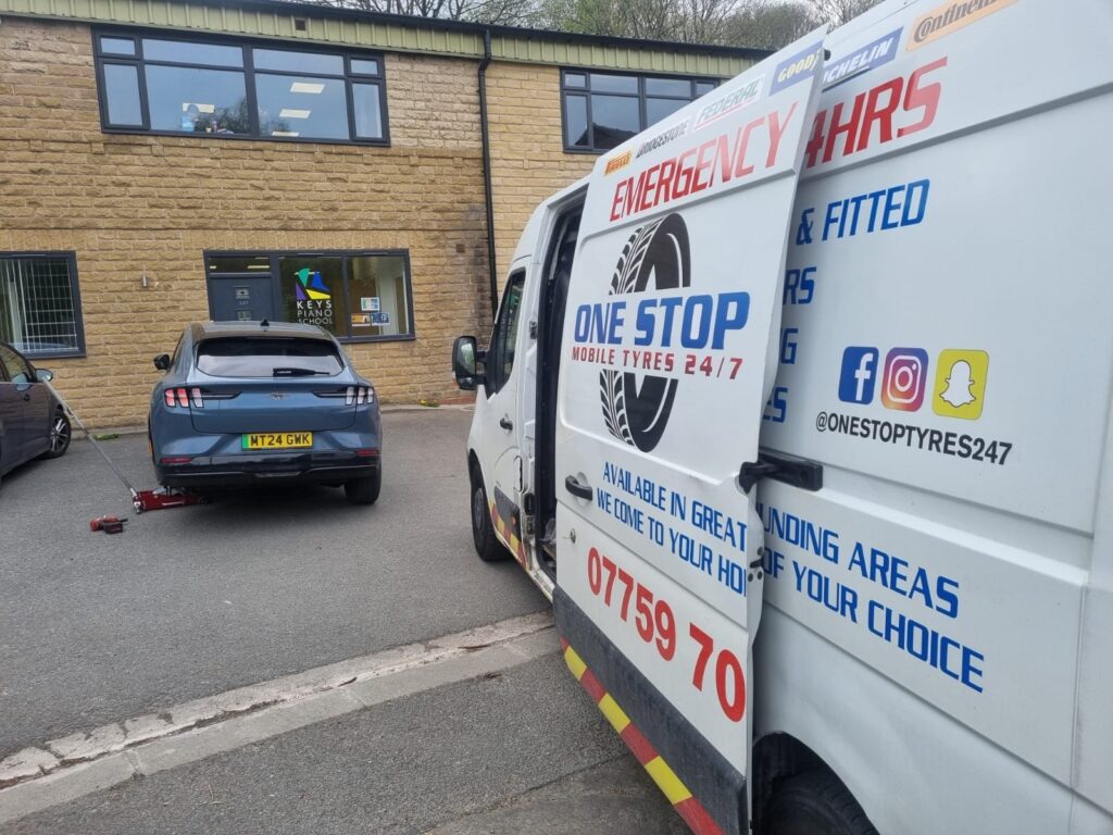 Looking for Mobile Tyre Fitting in Crompton Bolton? One Stop Mobile Tyres offers fast emergency tyre replacement, puncture repair and roadside assistance.