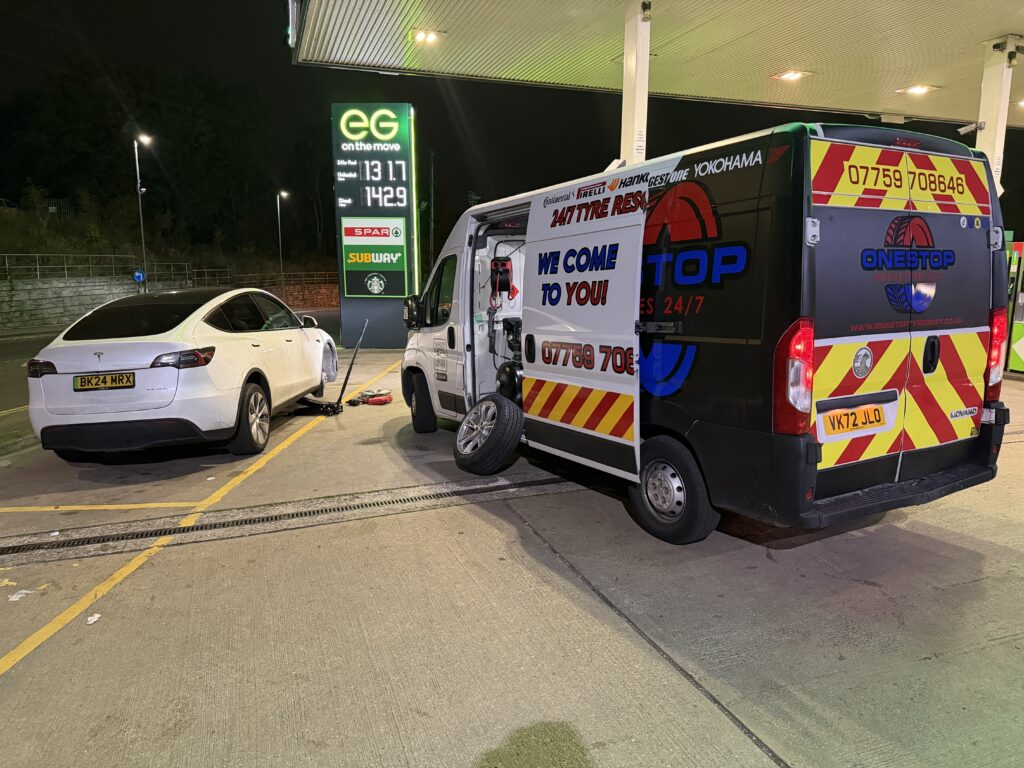 Looking for Mobile Tyre Fitting Derker? One Stop Mobile Tyres offers fast emergency tyre replacement, puncture repair and roadside assistance.