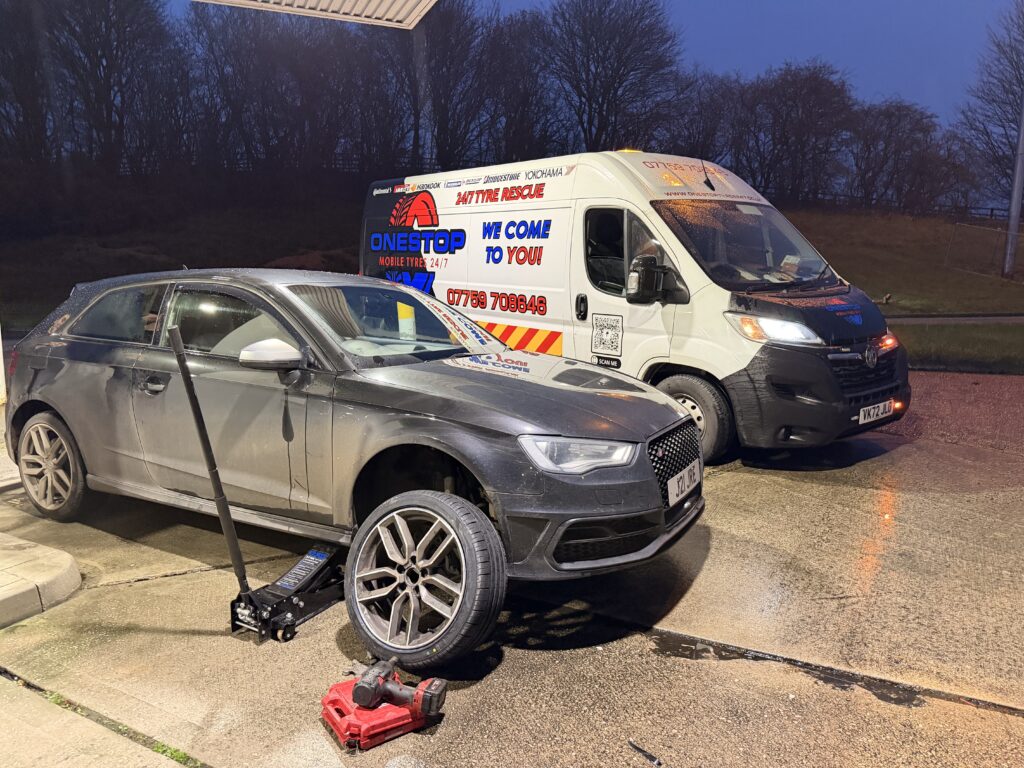 Looking for Mobile Tyre Fitting Strinesdale? One Stop Mobile Tyres offers fast emergency tyre replacement, puncture repair and roadside assistance.