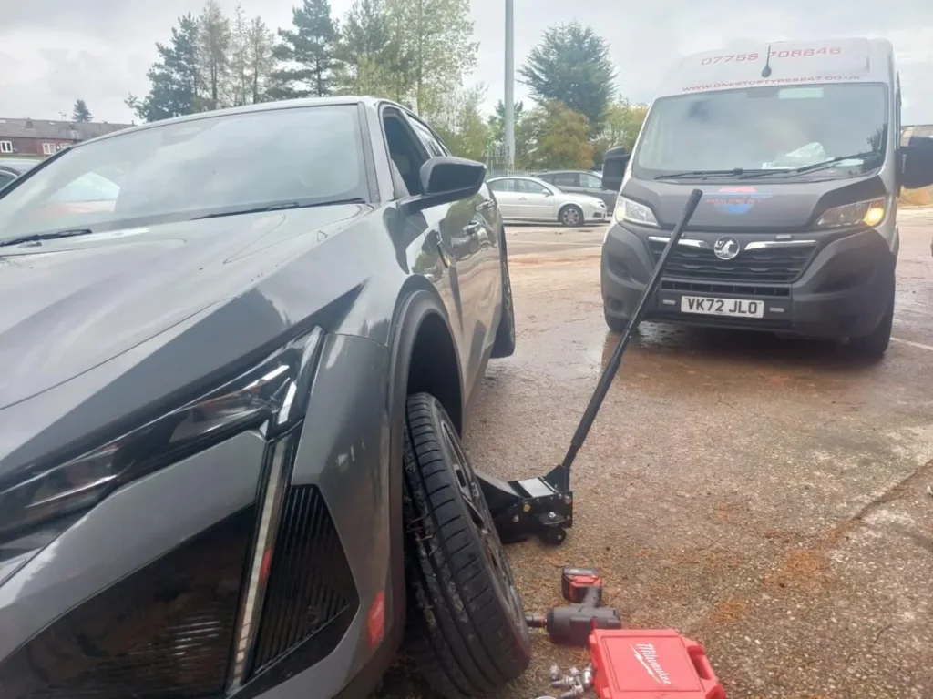 Looking for Mobile Tyre Fitting in Mossley? One Stop Mobile Tyres offers fast emergency tyre replacement, puncture repair and roadside assistance.