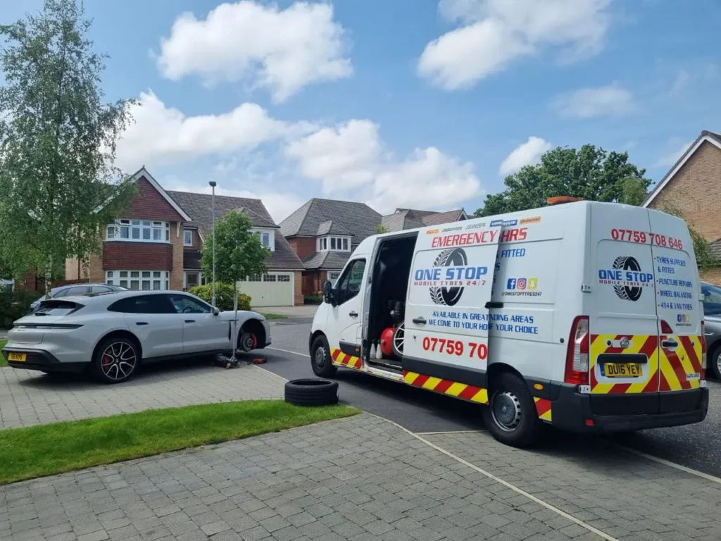 mobile tyre fitting in Hulton