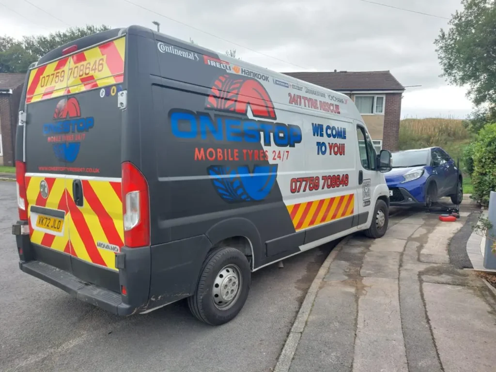 Looking for mobile tyre fitting A627? We offer emergency tyre replacement, puncture repair and rapid roadside assistance.